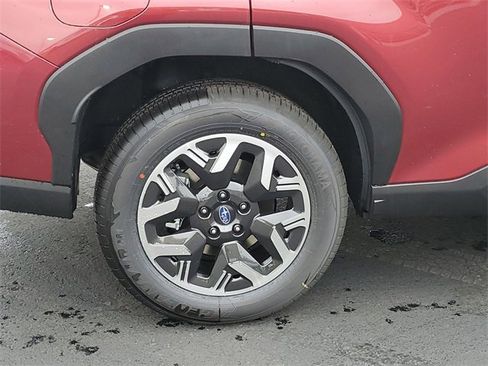 New 2025 Subaru Forester Premium image 5