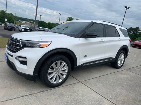 Used 2024 Ford Explorer King Ranch w/ Technology Package AWD/4WD image 7