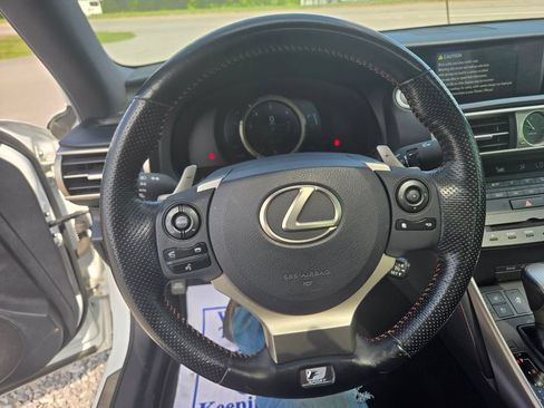 Used 2016 Lexus IS 300 AWD image 10