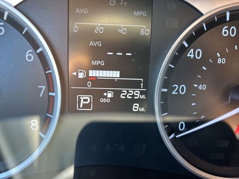 New 2025 Nissan Kicks Play S image 18