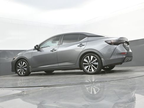 Used 2024 Nissan Sentra SV w/ SV Premium Package image 34