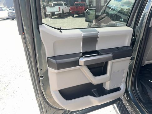 Used 2018 Ford F150 XLT w/ Equipment Group 302A Luxury AWD/4WD image 7