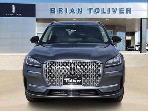 New 2026 Lincoln Corsair Premiere image 3