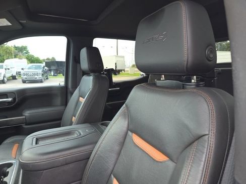 Used 2020 GMC Sierra 1500 AT4 w/ AT4 Premium Package AWD/4WD image 9