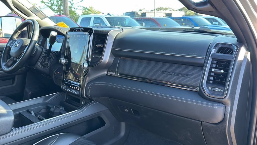Used 2022 RAM 2500 Limited w/ Night Edition AWD/4WD image 33