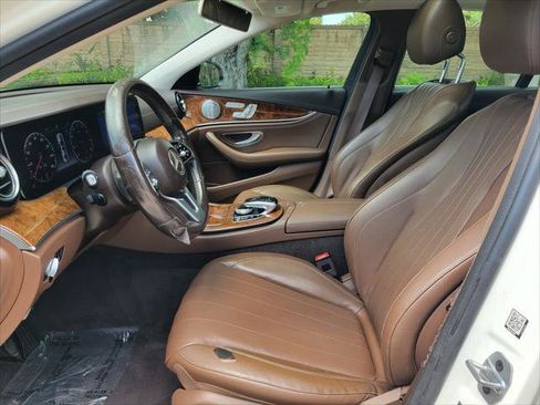 Used 2020 Mercedes-Benz E 350 Sedan w/ Parking Assistance Package image 17