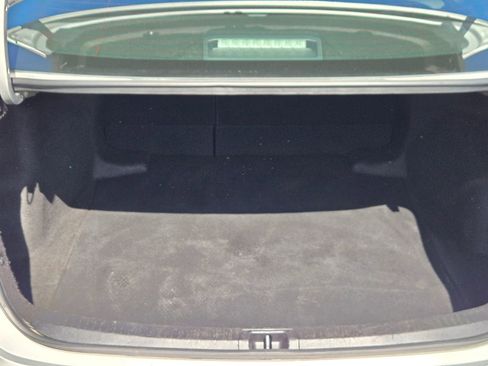 Used 2022 Toyota Corolla LE image 10