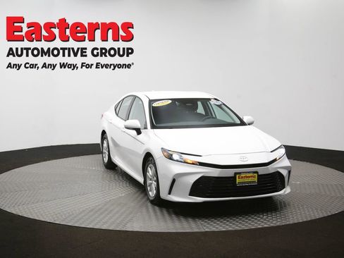 Used 2025 Toyota Camry LE FWD image 51