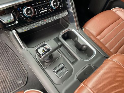 Used 2024 GMC Sierra 1500 Denali Ultimate AWD/4WD image 20
