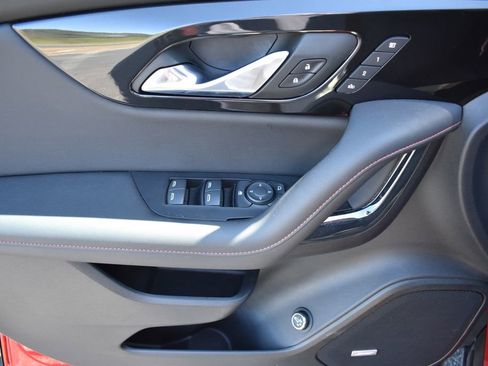 Certified 2023 Chevrolet Blazer RS w/ Driver Confidence II Package image 12