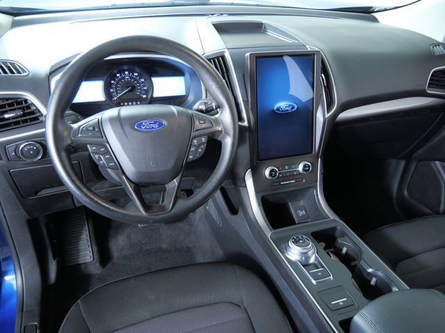 Certified 2021 Ford Edge SE AWD/4WD image 3