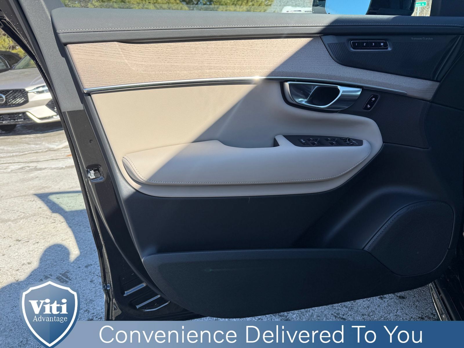New 2026 Volvo XC90 T8 Plus w/ Protection Package Premier AWD/4WD image 11