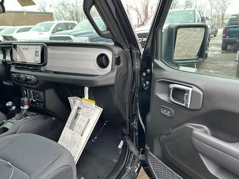 New 2025 Jeep Wrangler Unlimited Sport AWD/4WD image 30