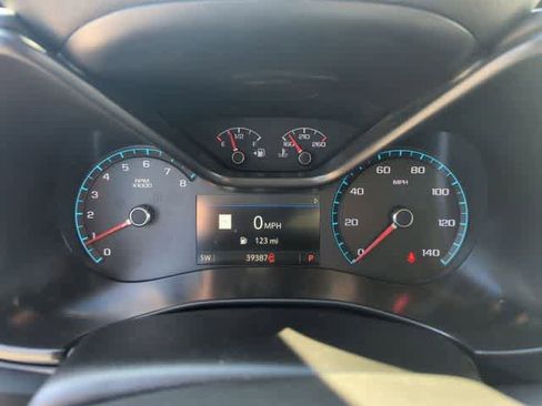 Certified 2022 GMC Canyon Denali image 11