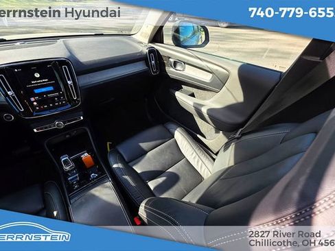 Used 2024 Volvo XC40 B5 Plus w/ Climate Package AWD/4WD image 10