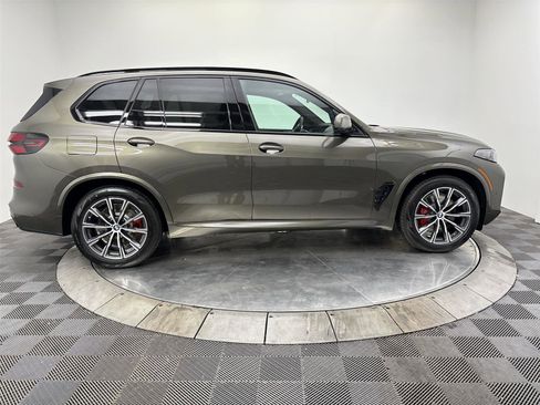 New 2026 BMW X5 xDrive50e image 17