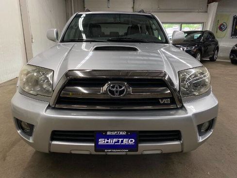 Used 2008 Toyota 4Runner Sport AWD/4WD image 7