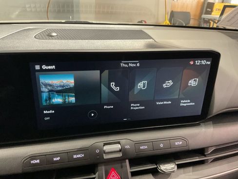 New 2025 Kia K4 LXS image 15