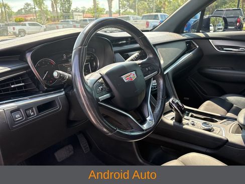 Used 2022 Cadillac XT6 Luxury FWD image 4