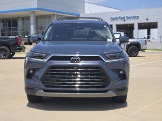 Used 2025 Toyota Grand Highlander AWD video 2