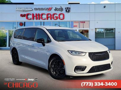 Certified 2024 Chrysler Pacifica Select