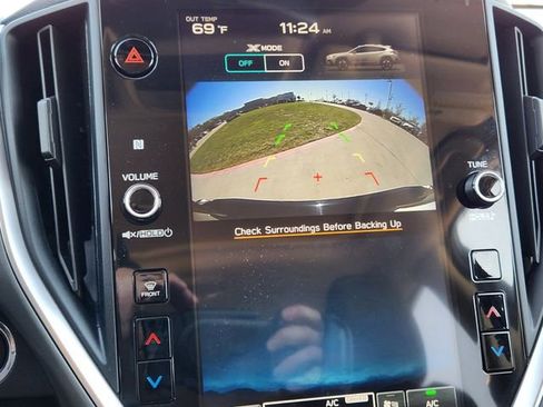 Used 2024 Subaru Crosstrek 2.0i Premium image 18