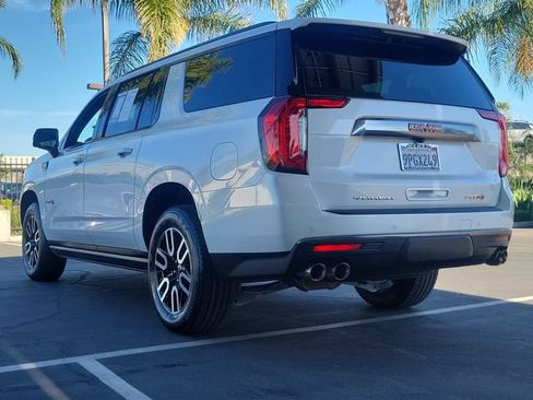 Used 2024 GMC Yukon XL AT4 w/ Technology Package AWD/4WD image 4