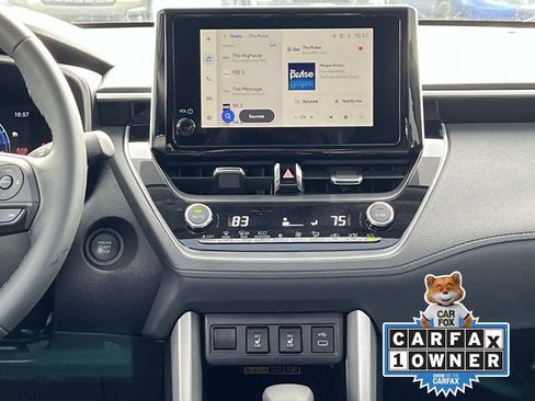 Used 2025 Toyota Corolla Cross XLE w/ Convenience Package image 15