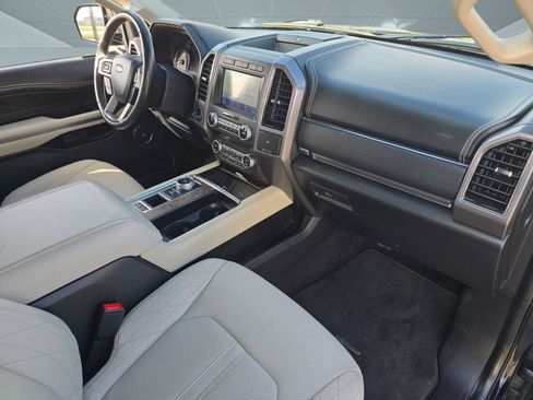 Used 2021 Ford Expedition Platinum image 52