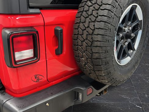 Used 2021 Jeep Wrangler Rubicon AWD/4WD image 36