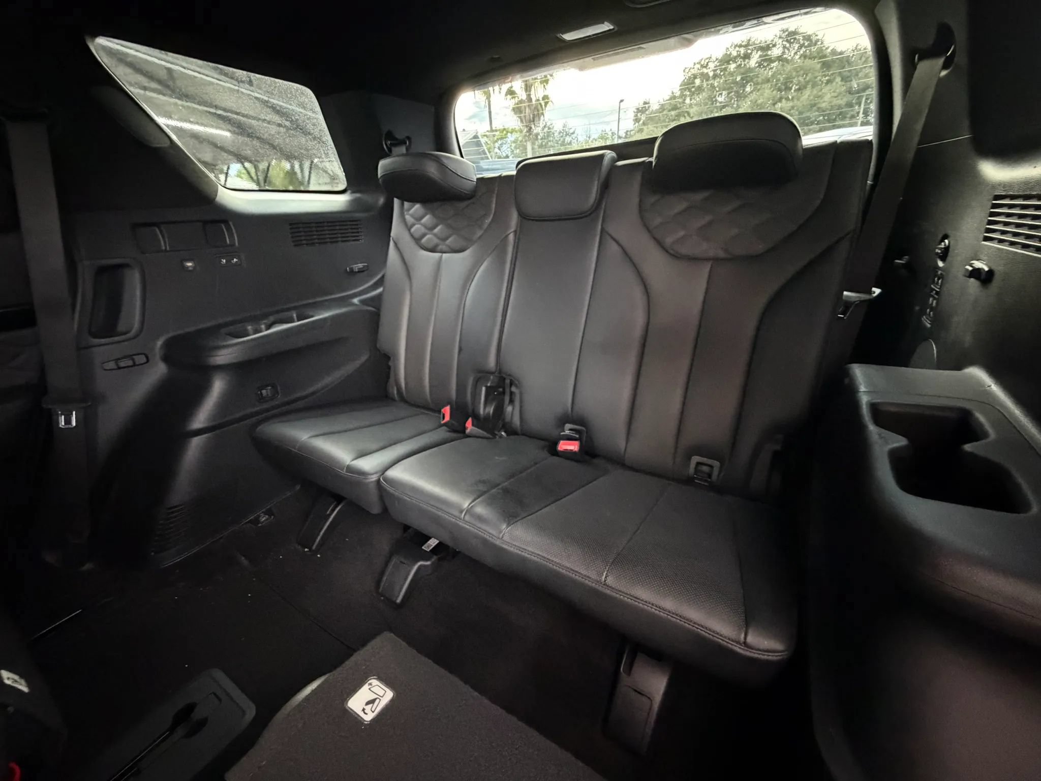 Used 2020 Hyundai Palisade Limited FWD image 19
