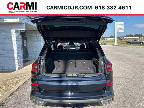 Used 2020 BMW X5 sDrive40i w/ M Sport Package RWD image 38