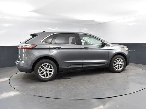 Used 2023 Ford Edge SEL AWD/4WD image 2