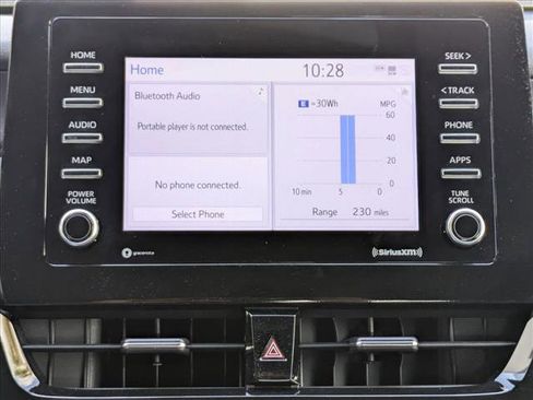 Used 2024 Toyota Camry SE image 13