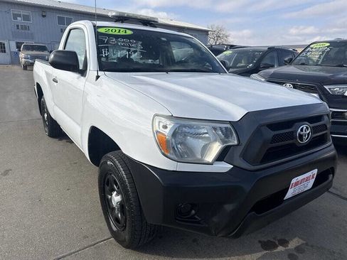 Used 2014 Toyota Tacoma 2WD Regular Cab image 11