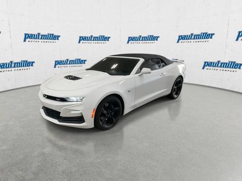 Used 2022 Chevrolet Camaro SS RWD image 5