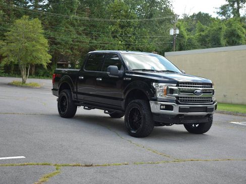 Used 2018 Ford F150 XLT w/ Equipment Group 302A Luxury AWD/4WD image 9