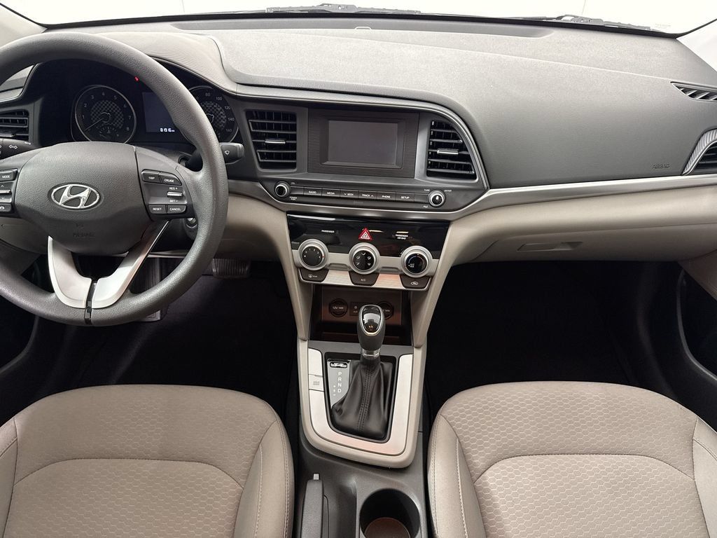 Used 2019 Hyundai Elantra SE FWD image 14