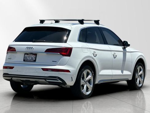 Used 2021 Audi Q5 2.0T Premium Plus w/ Premium Plus Package AWD/4WD image 3