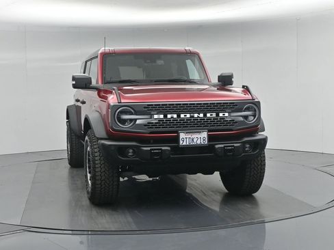 Used 2025 Ford Bronco Badlands AWD/4WD image 57