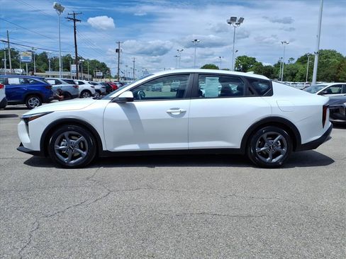 Used 2025 Kia K4 FWD image 7