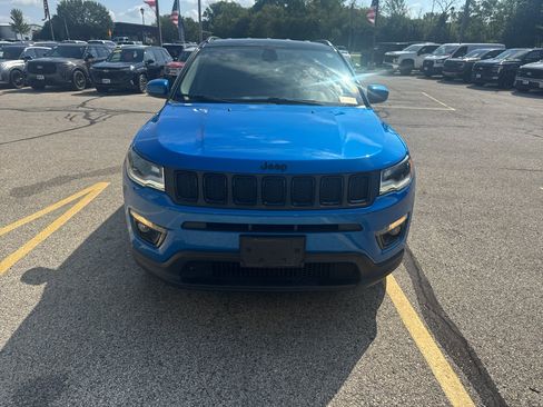 Used 2020 Jeep Compass Latitude AWD/4WD image 2