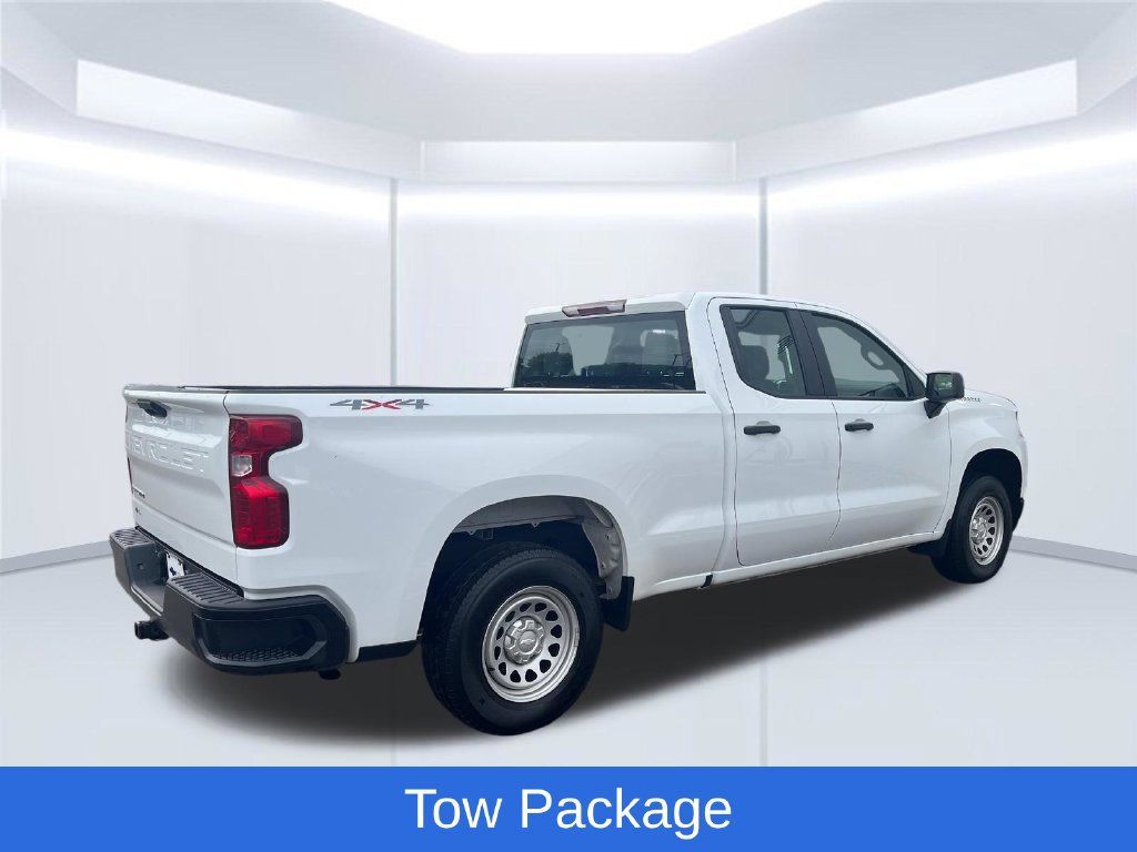 Used 2020 Chevrolet Silverado 1500 W/T w/ Trailering Package AWD/4WD image 6