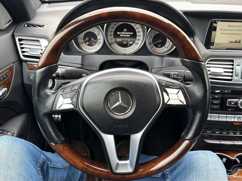 Used 2014 Mercedes-Benz E 350 4MATIC Coupe image 10