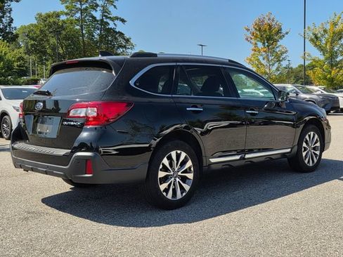 Used 2019 Subaru Outback 2.5i Touring w/ Popular Package #3A AWD/4WD image 5