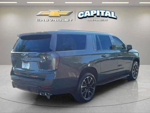 Used 2025 Chevrolet Suburban RST w/ Comfort Package AWD/4WD image 5