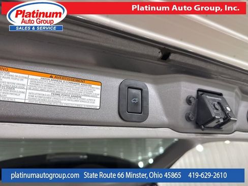 Used 2018 Toyota Sienna Limited Premium image 33