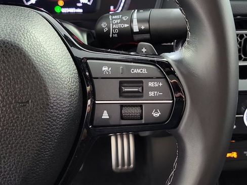 Used 2025 Honda Civic Sport image 25