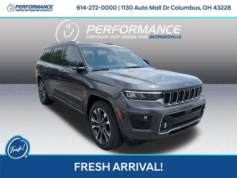 Used 2023 Jeep Grand Cherokee L Overland w/ Advanced Protech Group III AWD/4WD image 1