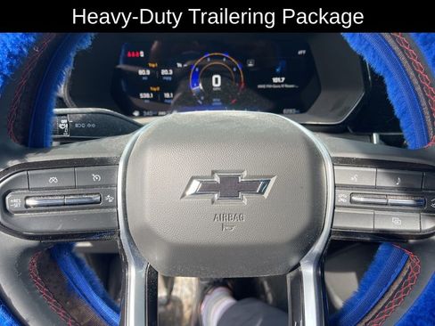 Used 2024 Chevrolet Colorado Z71 w/ Z71 Convenience Package 2 AWD/4WD image 14